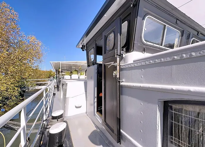 Hotel en barco Péniche Myamore Sainte-Colombe (Isere)
